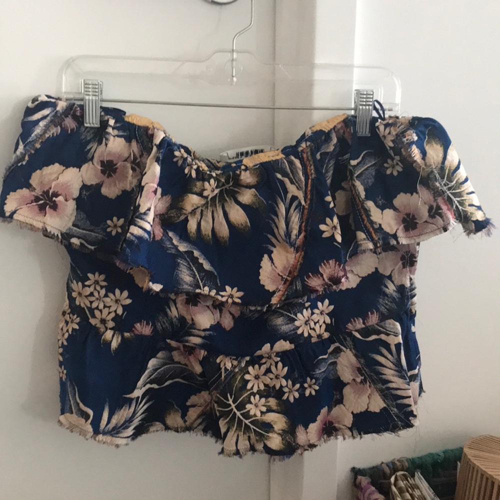 NWT Philosophy printed floral strapless top